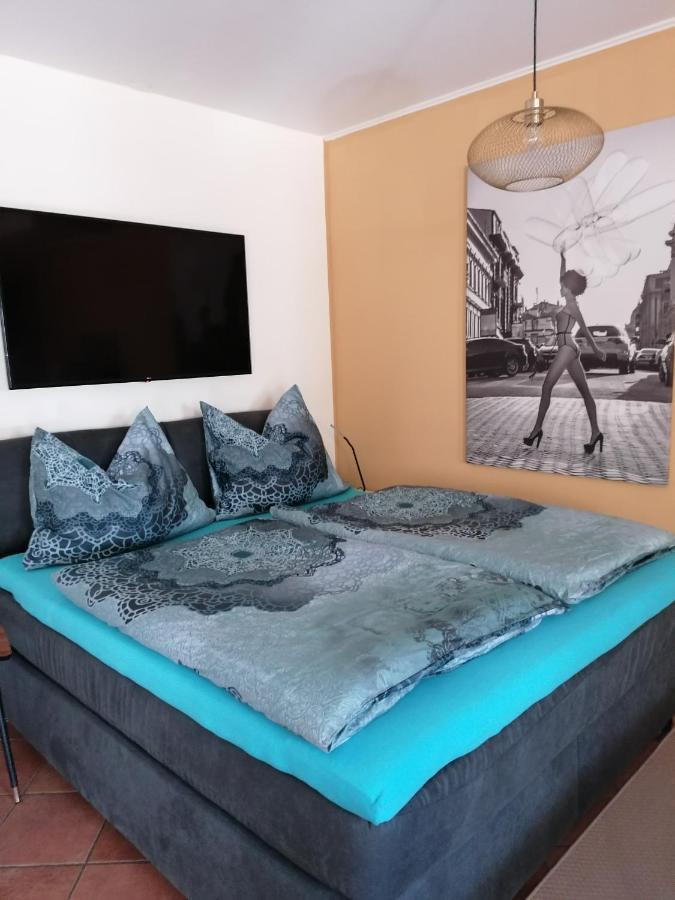 Ferienwohnung Schuhmann Mit Wintergarten Und Garten Therme Aquapulco Und Ikuna Erlebnispark, Zoo Schmiding 20 Min Mit Auto Entfernt Ab 3 Naechte Buchbar Hinzenbach Bagian luar foto