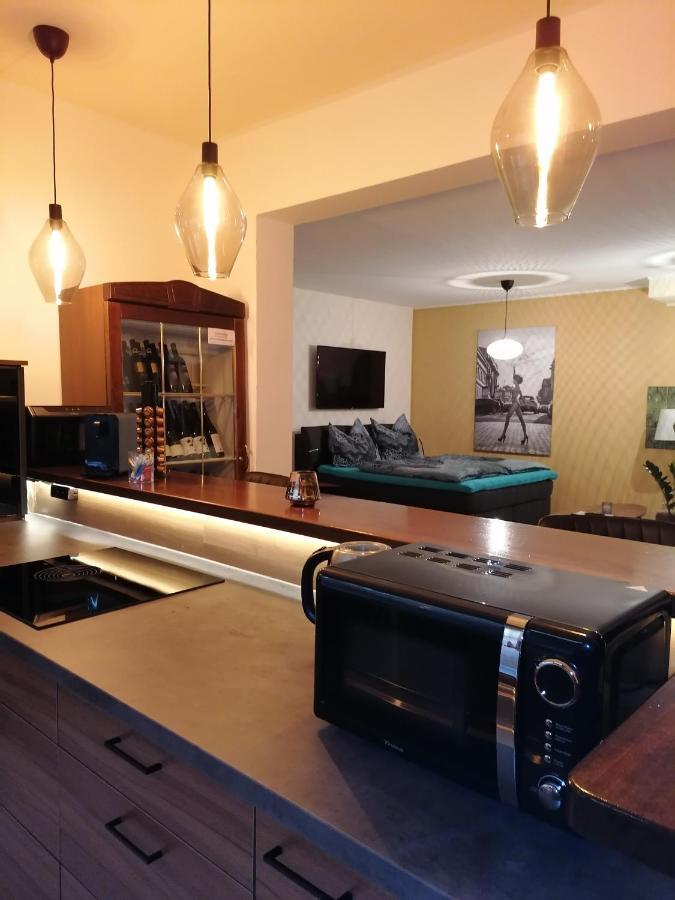 Ferienwohnung Schuhmann Mit Wintergarten Und Garten Therme Aquapulco Und Ikuna Erlebnispark, Zoo Schmiding 20 Min Mit Auto Entfernt Ab 3 Naechte Buchbar Hinzenbach Bagian luar foto