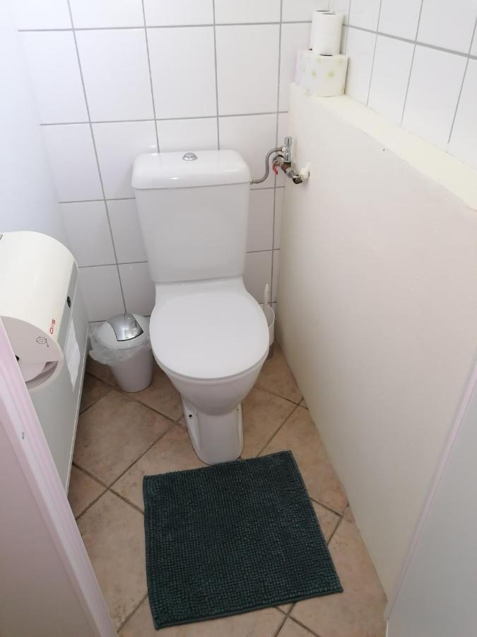 Ferienwohnung Schuhmann Mit Wintergarten Und Garten Therme Aquapulco Und Ikuna Erlebnispark, Zoo Schmiding 20 Min Mit Auto Entfernt Ab 3 Naechte Buchbar Hinzenbach Bagian luar foto