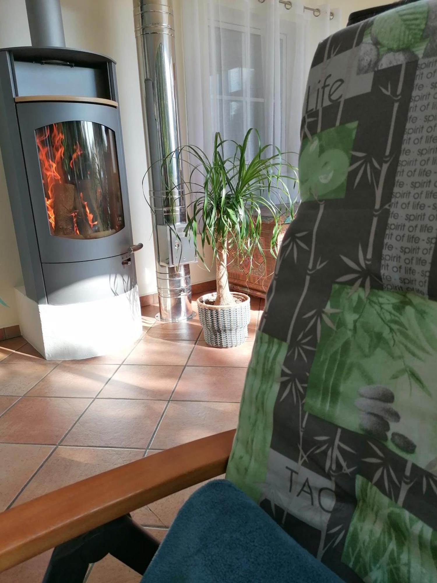 Ferienwohnung Schuhmann Mit Wintergarten Und Garten Therme Aquapulco Und Ikuna Erlebnispark, Zoo Schmiding 20 Min Mit Auto Entfernt Ab 3 Naechte Buchbar Hinzenbach Bagian luar foto